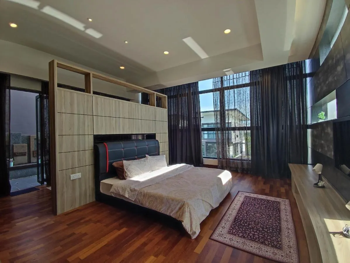 Mawar Villa By Malvacae Homestay Shah Alam