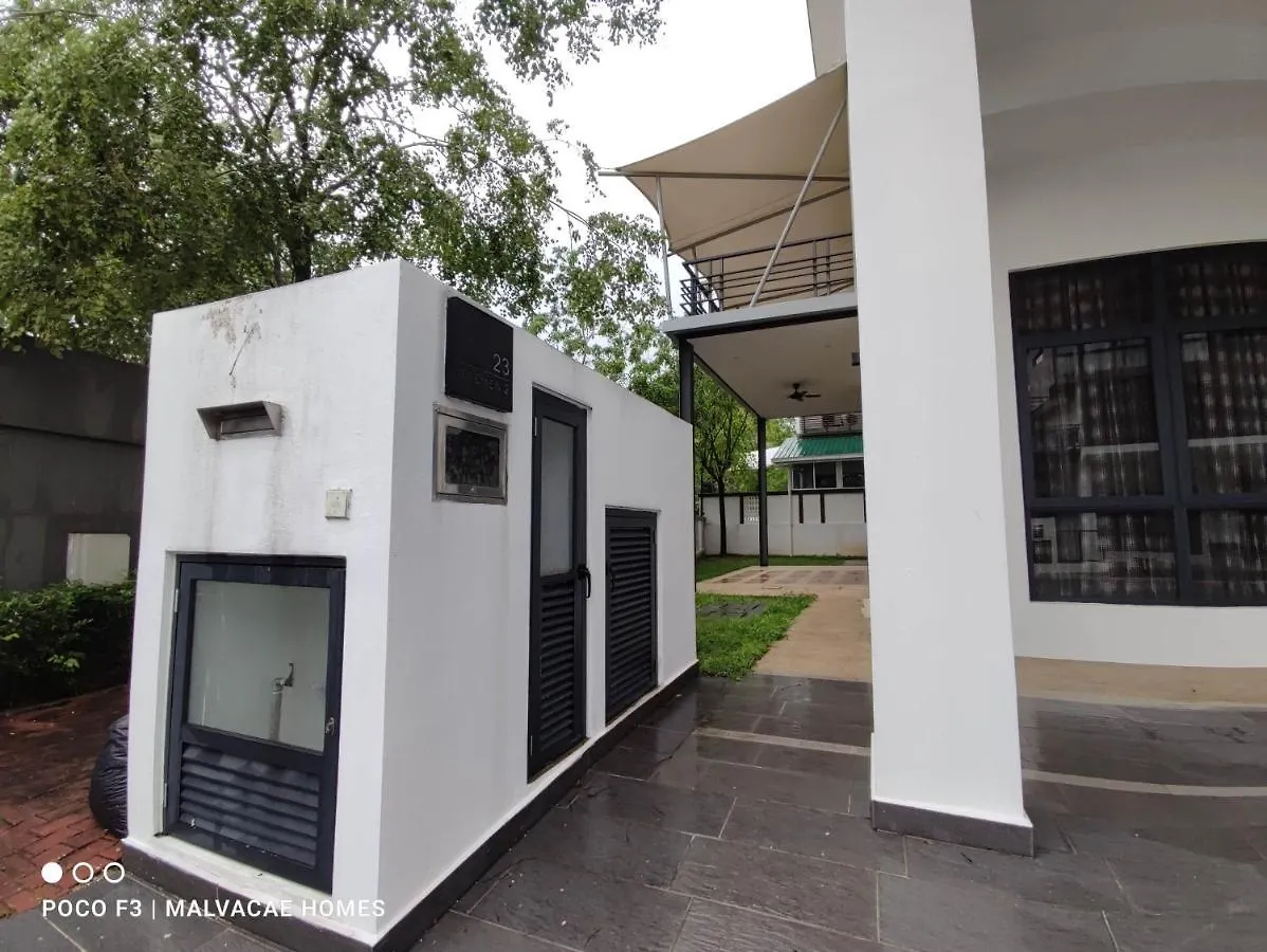 Mawar Villa By Malvacae Homestay Shah Alam
